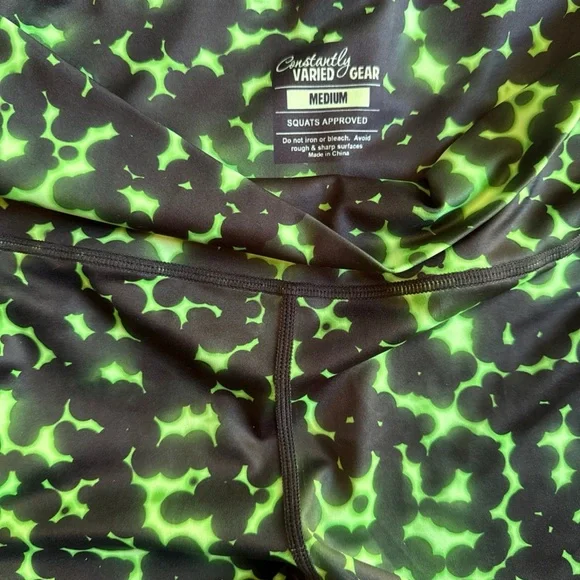 Constantly Varied Gear Activewear Set - Picture 2 of 3